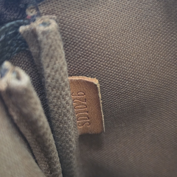 Authentic Louis Vuitton Monogram Clutch - Picture 8 of 10